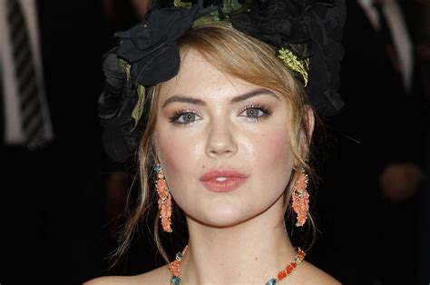 kate upton sexy photos|Kate Upton Shares Topless Video to Thank Fans for Birthday。